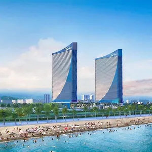 Orbi Black Sea View Hotel